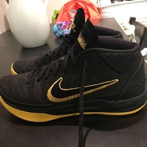 Kobe AD “Black Mamba”